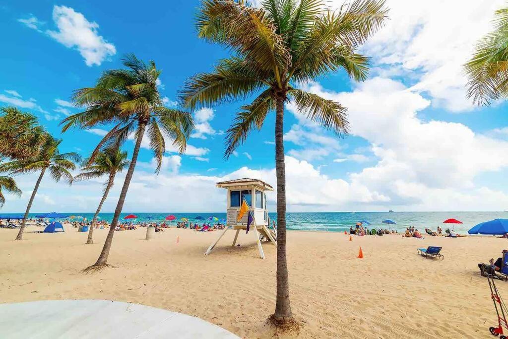 Pretty Rola 201 Luxury 1B1B W King Bed At Downtown Fort Lauderdale Exterior foto